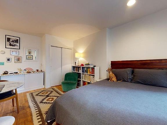 5th image of 261 7th Ave #3B