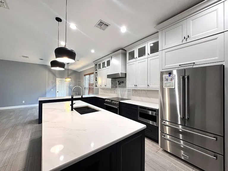 5004 Marbella Isle Dr — Photo 14