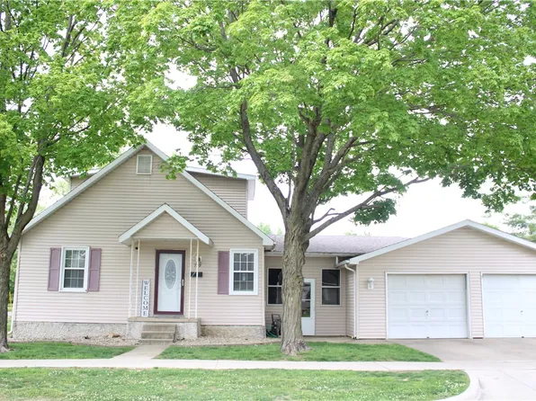 721 W North 6th St, Shelbyville, IL 62565