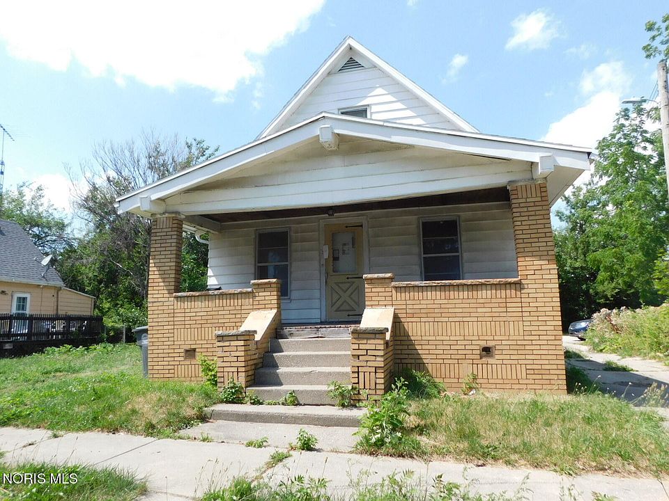 1st image of 553 Bronson Ave