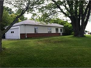 1st image of 476 Campus Dr
