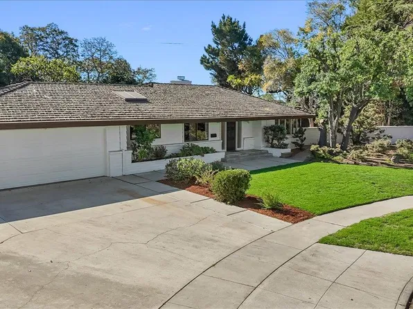 21 San Fernando Cir, Salinas, CA 93901