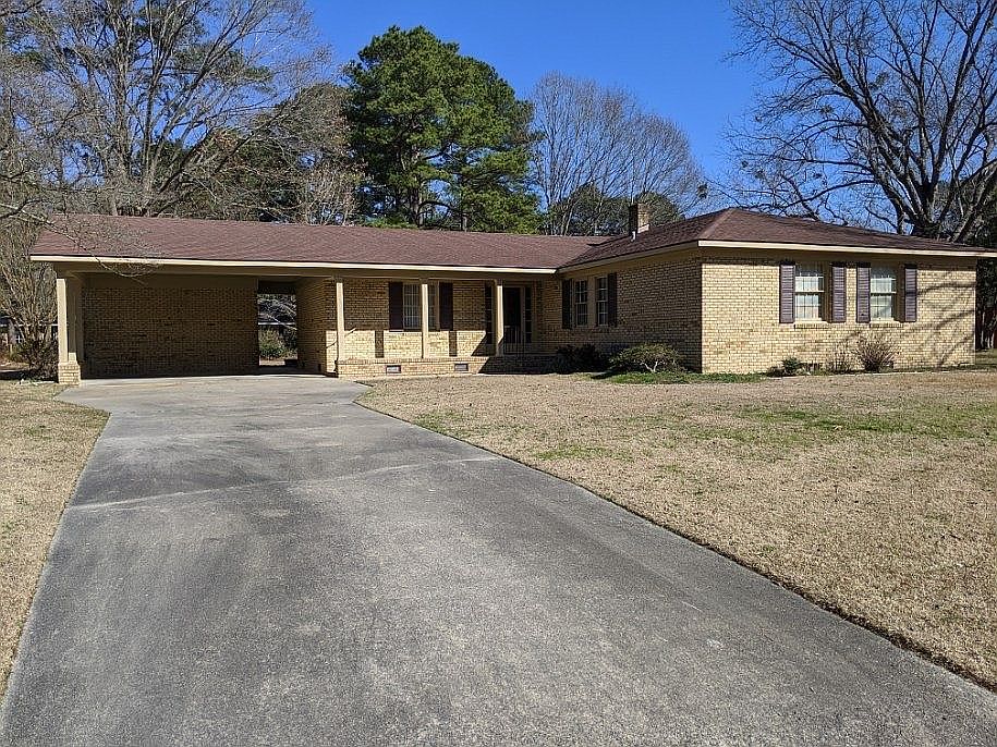 1st image of 410 Beechwood Dr