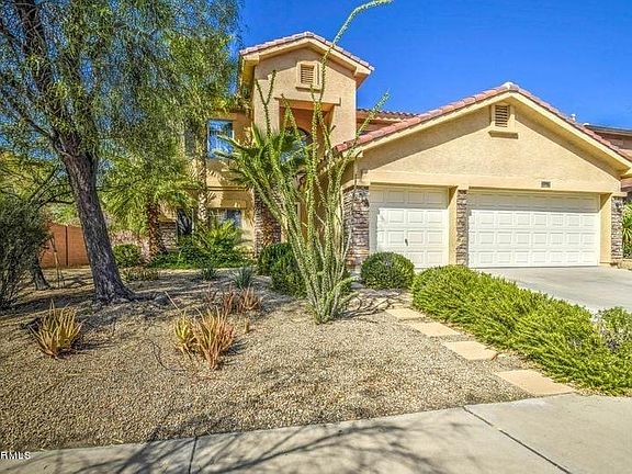 3rd image of 2516 W Barbie Ln