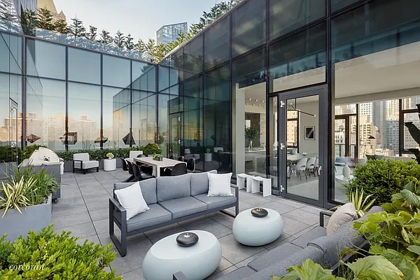Sold by Corcoran | media 23
