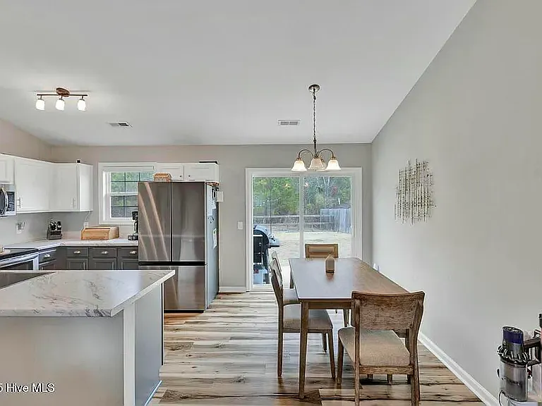 187 Ashbury Park Ln — Photo 5
