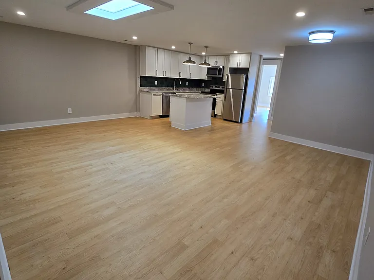307 S Broad St #3 — Photo 7