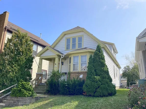 3861 East Barnard AVENUE, Cudahy, WI 53110
