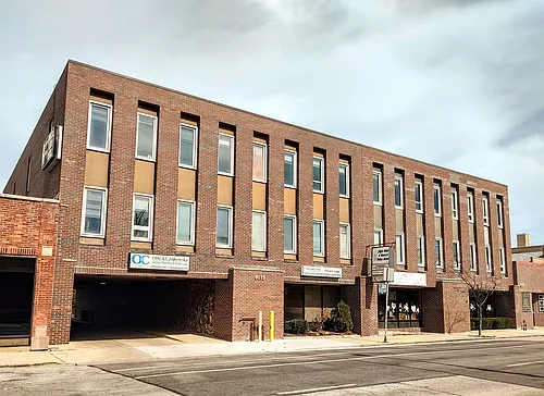 6035 N Northwest Hwy #301 Photo 1