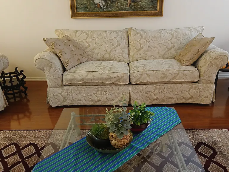 2206 Viewroyal Dr — Photo 2