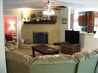 3rd image of 6124 Abbott Ave