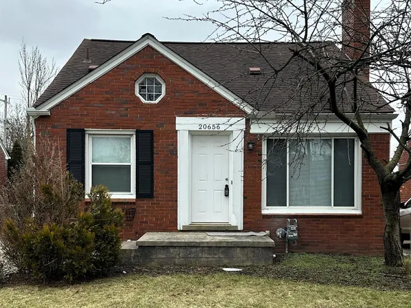 20656 Beaufait St, Harper Woods, MI 48225