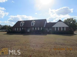 1601 Melody Ln, Elberton, GA 30635