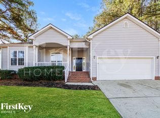 4104 Mangrove Dr, Raleigh, NC 27616