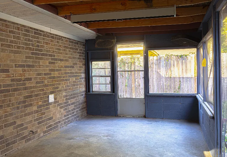 116 Nelda Dr — Photo 10
