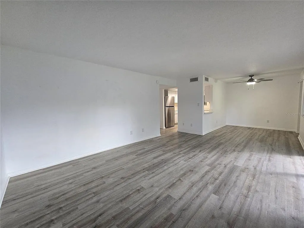2 bed, 2.0 bath, 1072 sqft, $1,450 — Photo 4