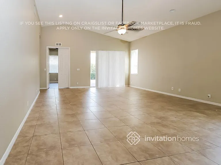 2455 Sandy Cay — Photo 6