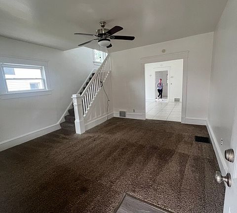 2nd image of 2818 9th St SW #1