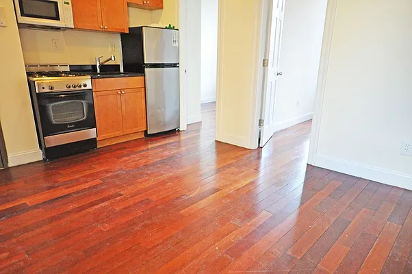 Rented by REAL New York | media 14