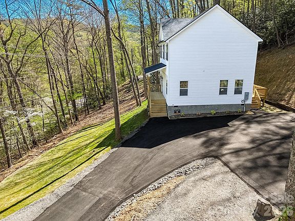 4th image of 337 Garren Creek Rd