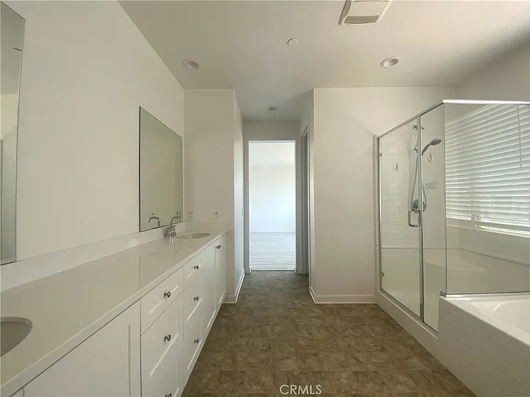 2932 E Silver Sky Dr — Photo 21