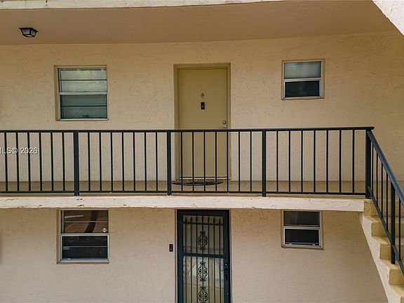 5th image of 469 N Pine Island Rd APT B308
