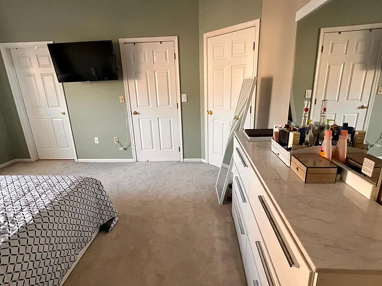 16 Stallion Ct — Photo 32