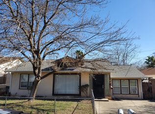 2335 Waldon St, Redding, CA 96001