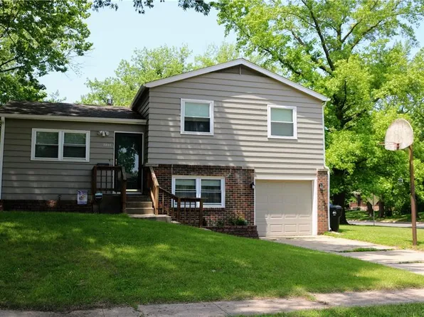 2801 SW Sunset Rd, Topeka, KS 66614