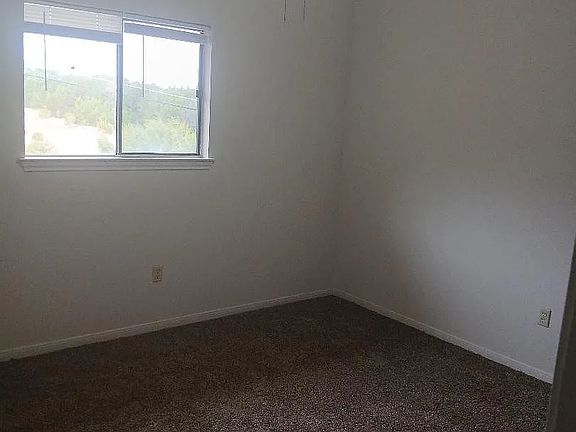 4th image of 913 N 7th St APT C