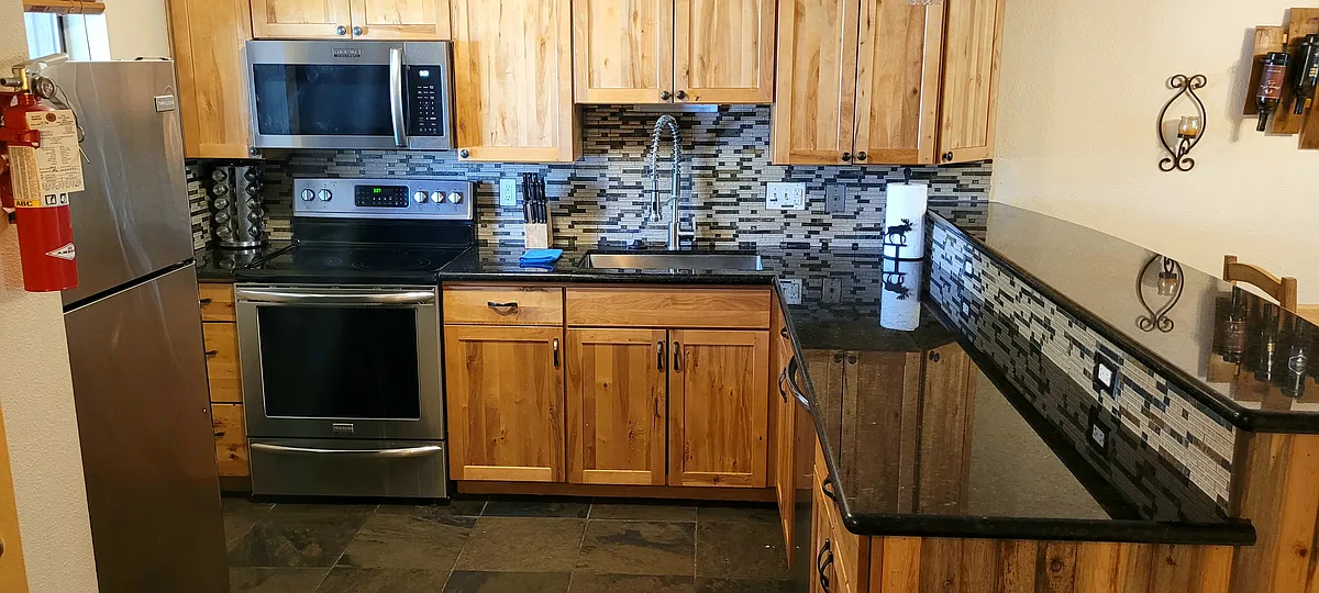 Building Photo - 50 Village Dr #1523