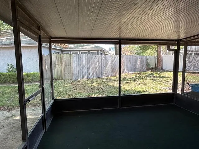 5627 Pinebay Cir S — Photo 21