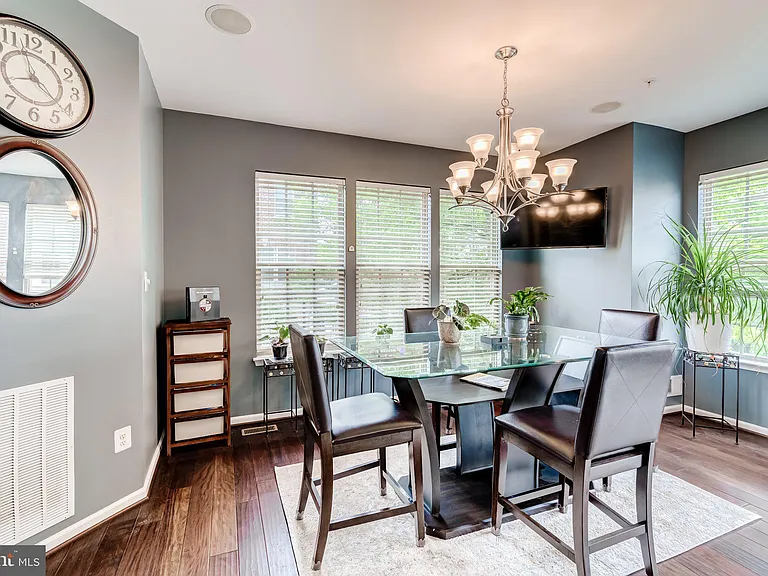 510 Overlook Park Dr #32 — Photo 26