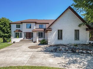 6085 Covered Wagons Trl, Flint, MI 48532