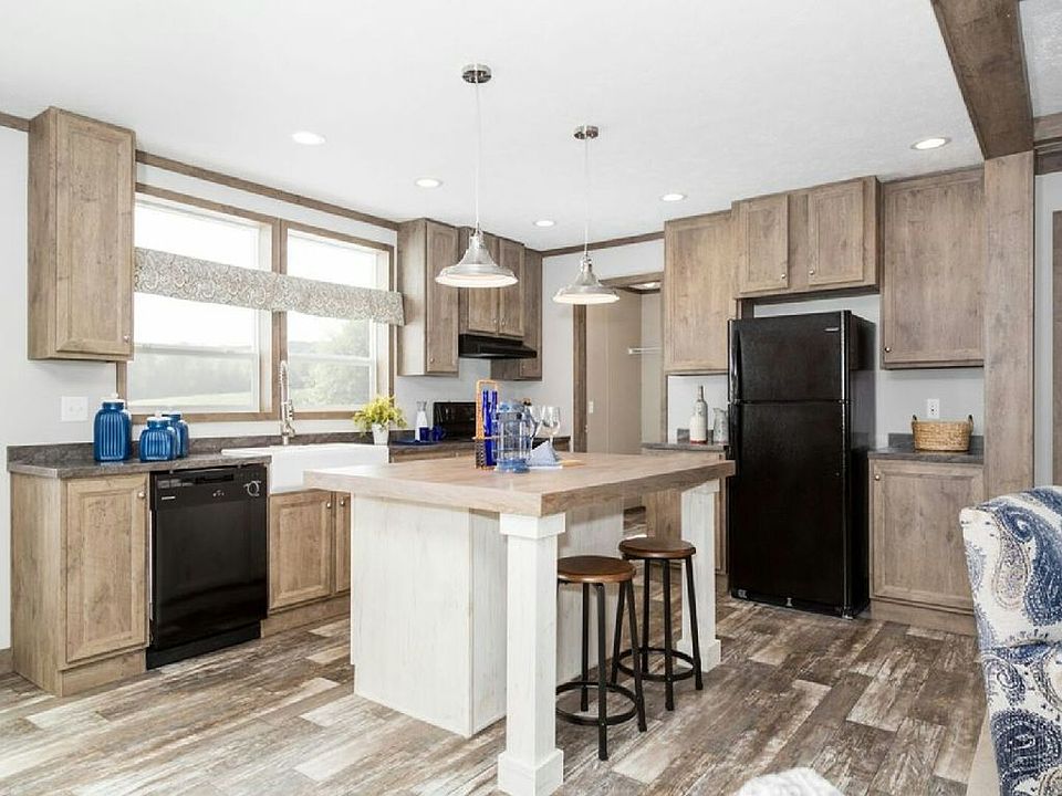 2nd image of 8785 Turkey Ridge Rd #M4elm5