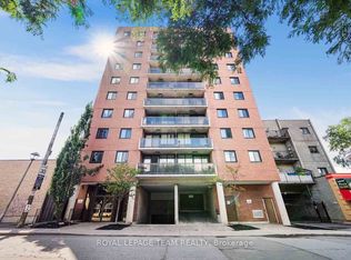 154 Nelson St #504, Ottawa, ON K1N 7R5