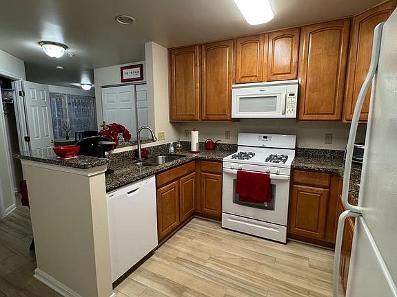 5th image of 45462 Westmeath Way Unit K23
