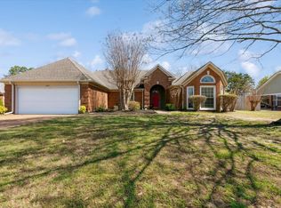 882 Cairn Creek Dr, Cordova, TN 38018