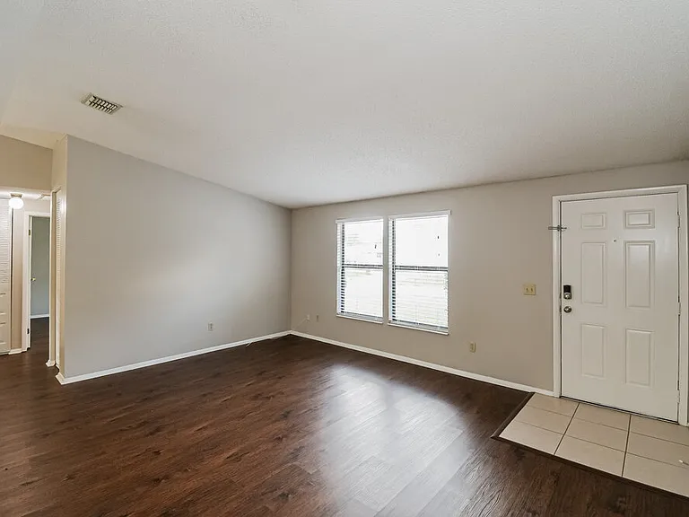 2921 Andy Ct — Photo 4