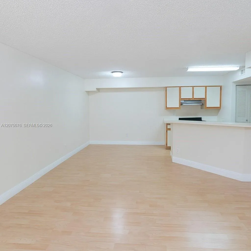 Summerbreeze Condo — Photo 4