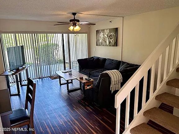 5th image of 1162 Carmel Cir APT 100