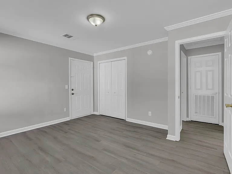 1040 Thomasville Estates Way SE — Photo 14