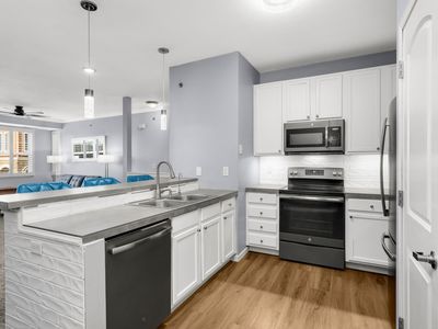 10075 City Walk Dr Unit 205, Woodbury, MN, 55129