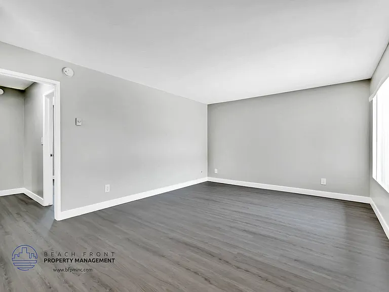 910 Enterprise Avenue — Photo 17