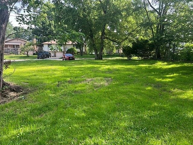 1st image of 704 E 3rd St