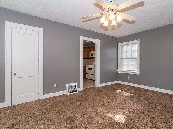 4th image of 1307 Eastholme Ave