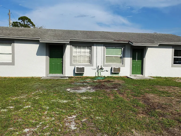 8657 64th Ct — Photo 2