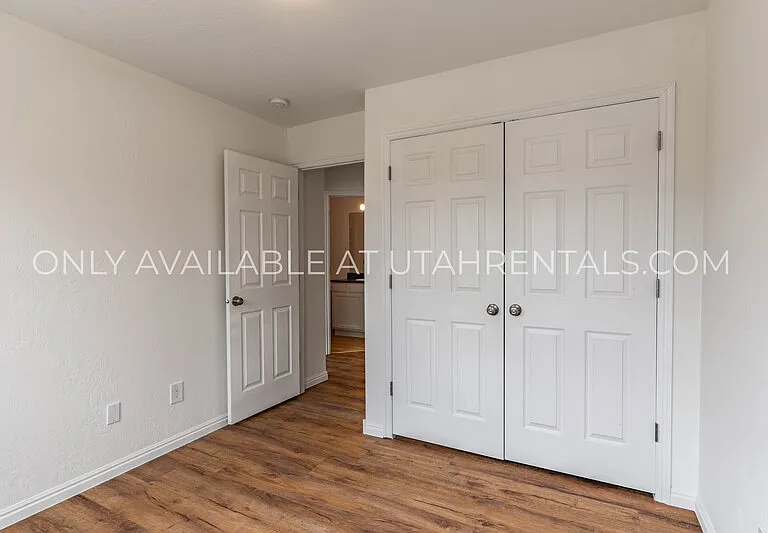 211 Greenfield Cir #150 — Photo 22