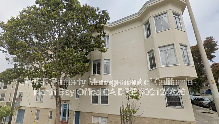 8 Carl St — Photo 1
