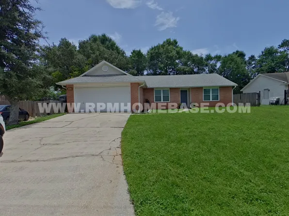 7933 Skyview Blvd, Navarre, FL 32566